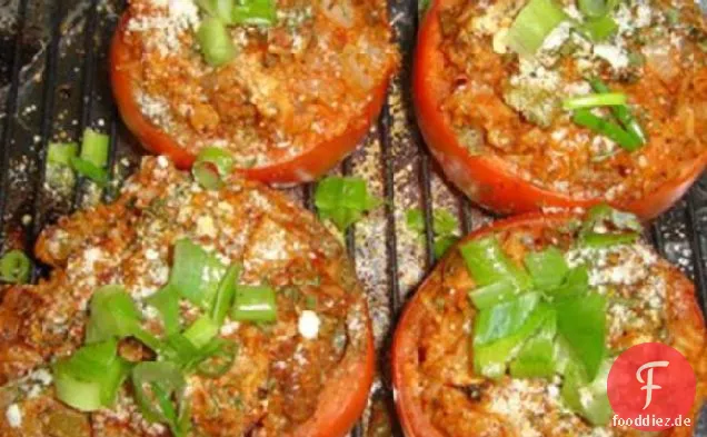 Leicht geröstete gefüllte Tomaten