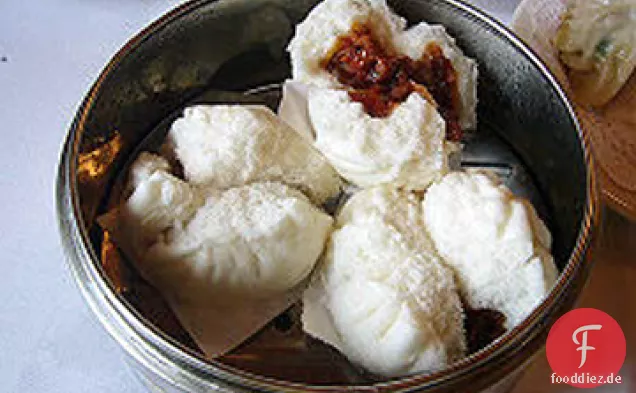 Chinesische Schweinebrötchen (Cha Siu Bao)