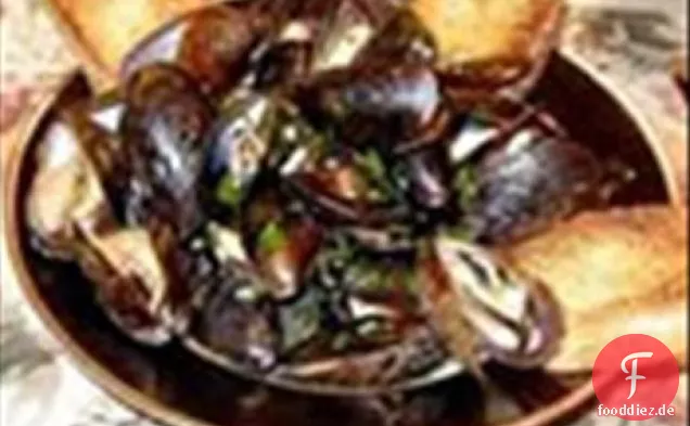 Bier gedämpfte Muscheln