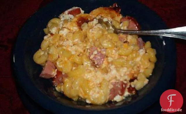 Einfach, eine große Makkaroni und Käse