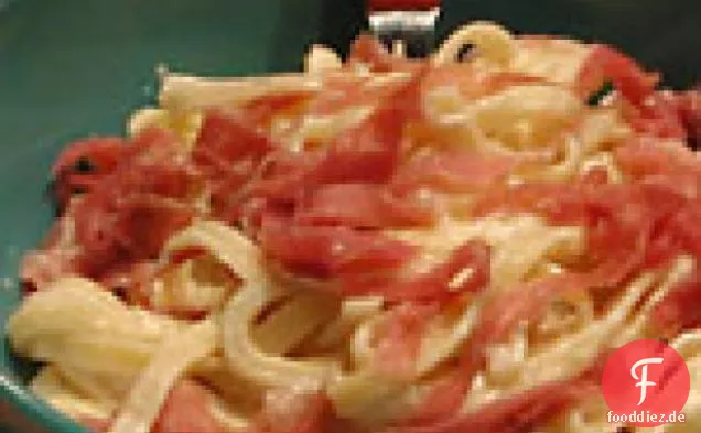 Fettuccine alle'Alfredo con Prosciutto di Parma