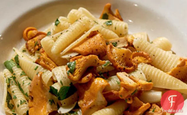 Pasta mit Pfifferlingen