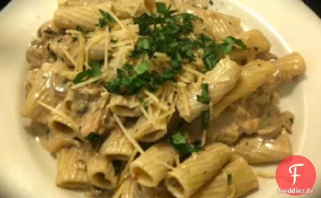 Carmela's Chicken Rigatoni (Nachahmer Romano's Makkaroni Grill)