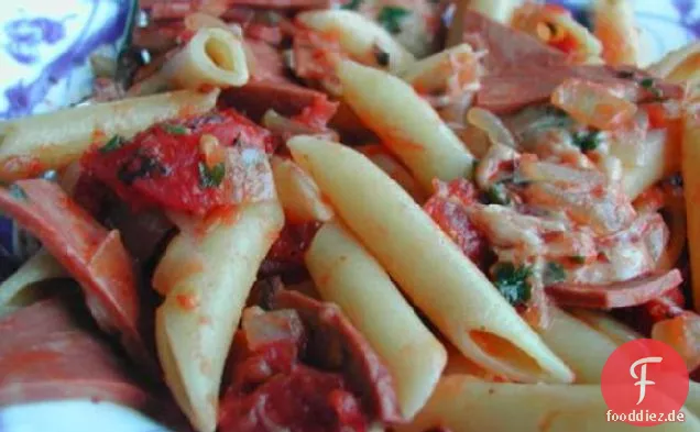 Kanadischer Speck und Mozzarella Penne