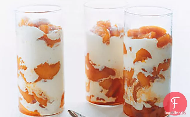 Kandierte Pfirsich-Parfaits