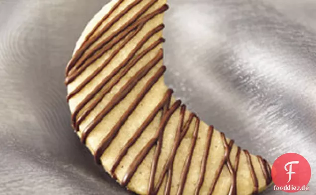 Zimt, Brauner Zucker und Walnuss-Shortbread-Halbmonde