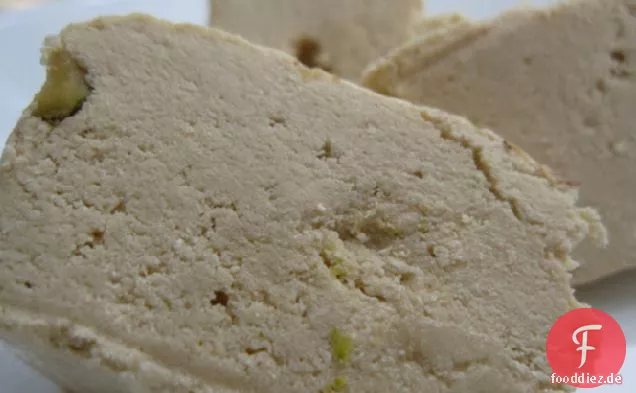 Halva-Eis