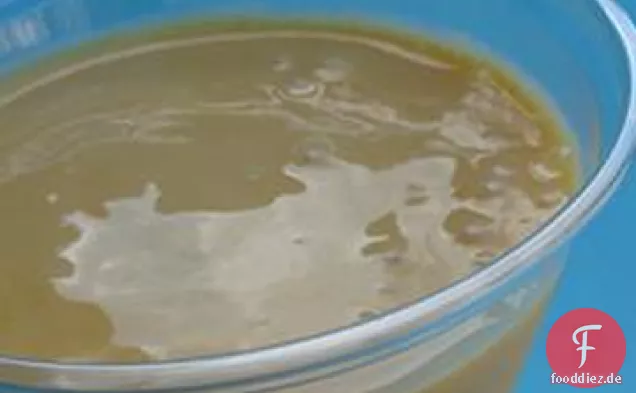 Zuckerfreier Kardamom-Mango-Smoothie