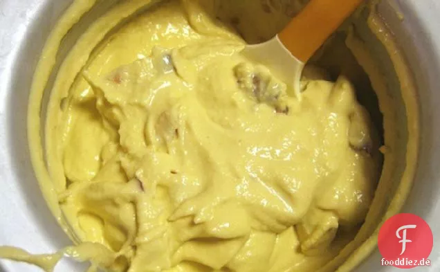 Careys Lieblings-Rum-Rosinen-Eis