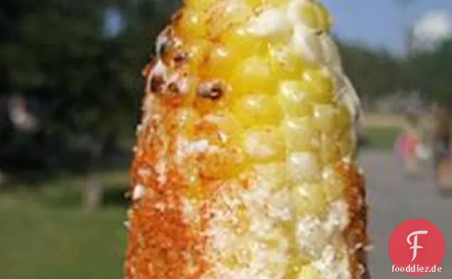 Mexikanischer Mais auf dem Kolben (Elote)