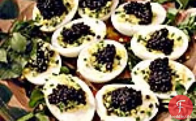 Eier mit Kaviar