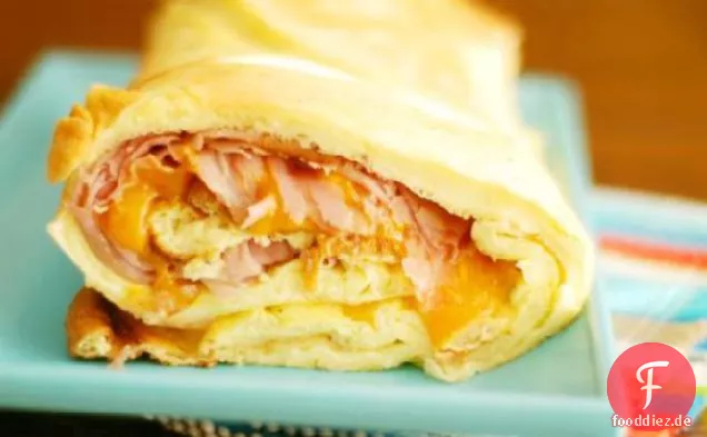 Gebackene Schinken-Käse-Omelett-Rolle