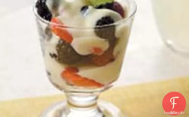 Pudding-Beeren-Parfaits