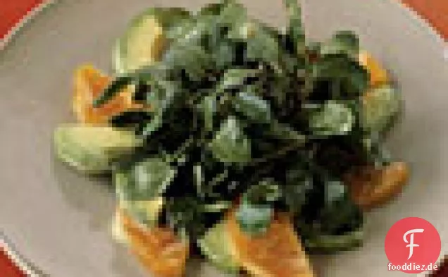 Fuyu Persimmon und Avocado-Salat