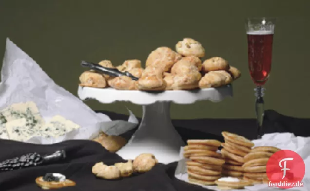 Blauschimmelkäse-Gougères