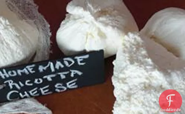 Sizilianischer hausgemachter Ricotta-Käse