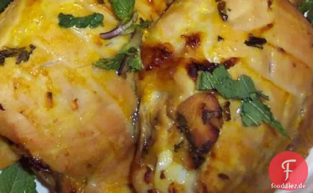 Gegrilltes Hähnchen mit Minze und Joghurtsauce
