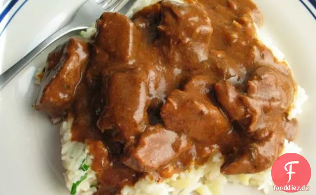 Topf mit Dip-Sauce