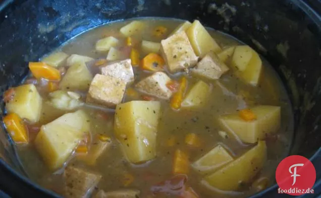 Hühnernudelsuppe nach chinesischer Art