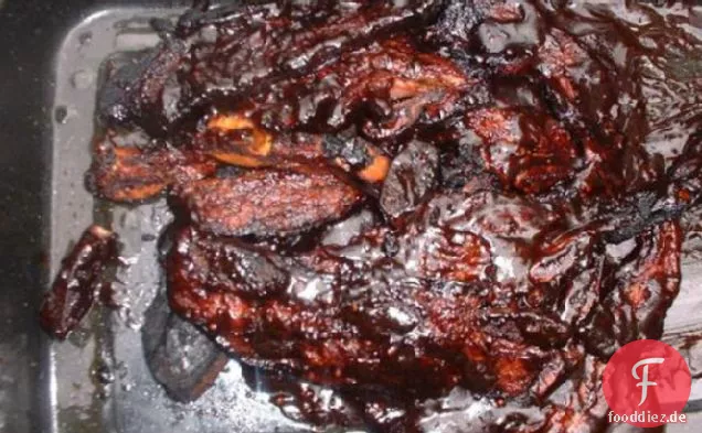 Hawaiianische gegrillte kurze Rippen