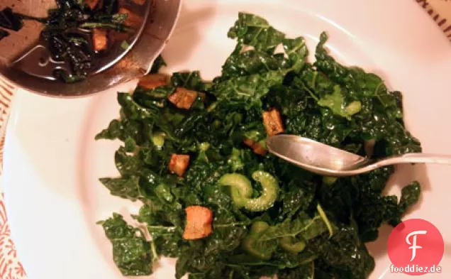Roher Grünkohl & Schweinebacksalat