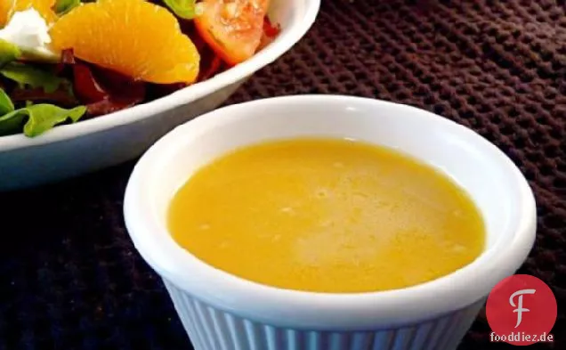 Orangen-Walnuss-Vinaigrette
