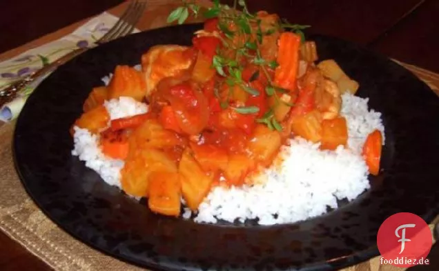Chicken Ghiveci (Rumänisches geschmortes Huhn)