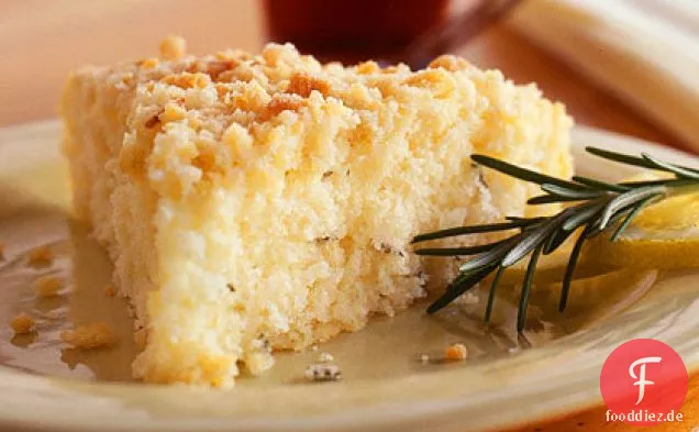 Zitronen-Rosmarin-Krümelkuchen