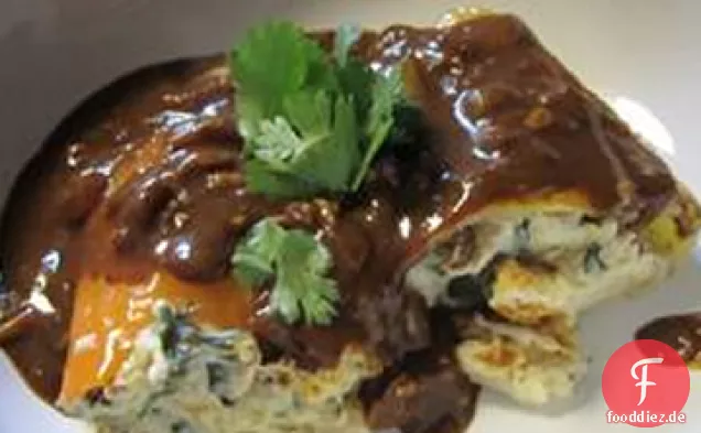 Hähnchen Gefüllte Paprika mit Enchilada-Sauce