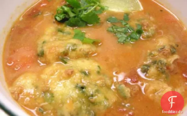 Cilantro Kalk Maismehl Knödel in Chorizo Hühnersuppe