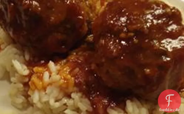 Süß-saure Fleischbällchen in Sauce