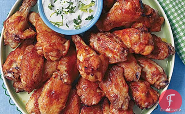 Chicken Wings mit Blauschimmelkäse-Dip
