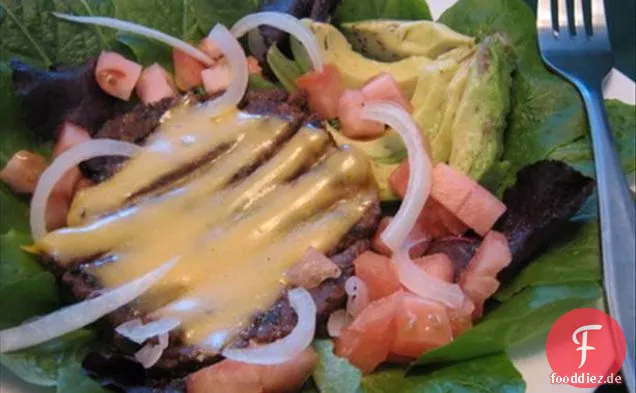 Fettarmer vegetarischer Cheeseburger-Salat