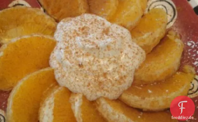 Orangen in Orangenblütenwasser