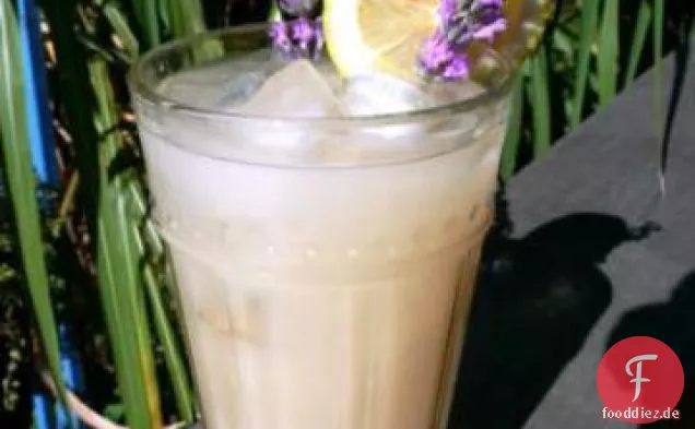 Lavendel infundiert Limonade -Martha Stewart