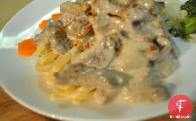 Russischer Stroganoff mit Speck