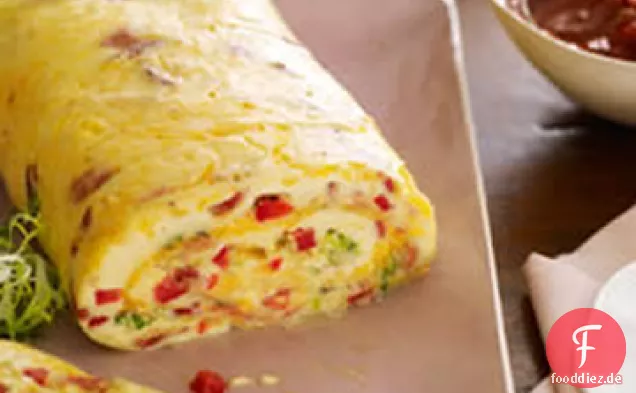 Speck-Omelett-Rolle mit Salsa