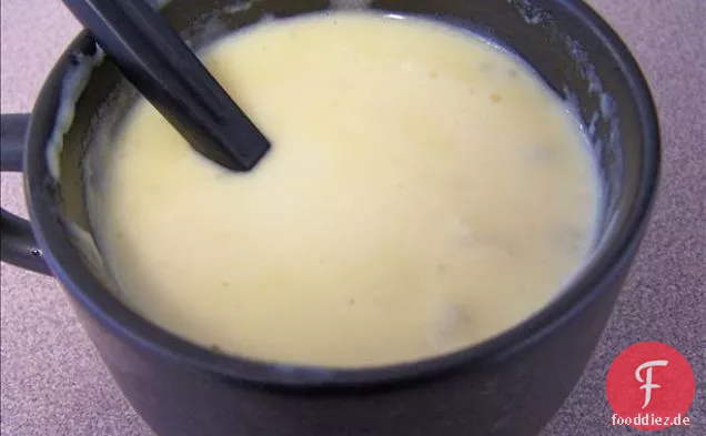 Gulasch mit grünen Paprikaschoten und Nudeln