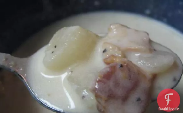 Crock Pot Clam Chowder