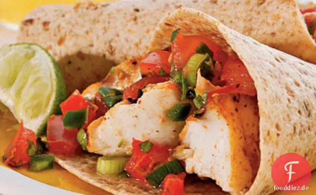 Gegrillter Fisch Tacos mit Tomaten-Grüne Zwiebel-Relish