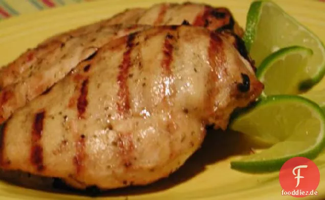 Würzige Limette marinierte gegrillte Hähnchenbrust