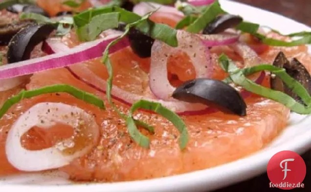 Grapefruit-Zwiebel-Basilikumsalat