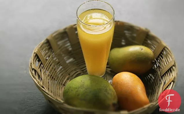 Indischer Mango-Kühler (Panha)