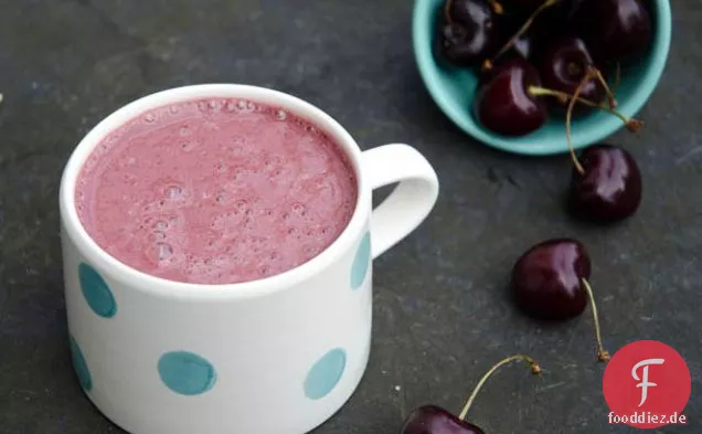 Kirsch-Vanille-Mandel-Smoothie