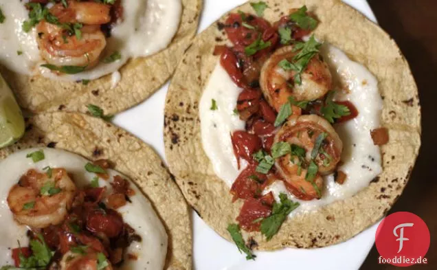 Garnelen und Grütze Tacos