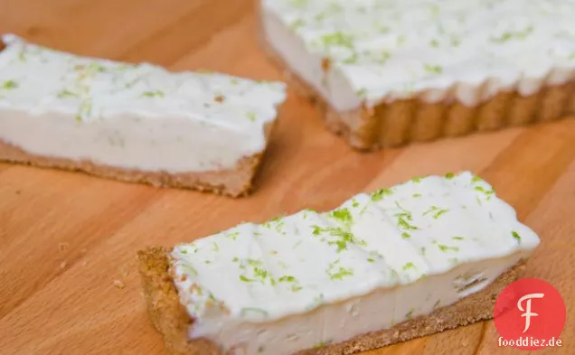 No-Churn Lime Ice Cream Pie (Keine Eismaschine erforderlich)