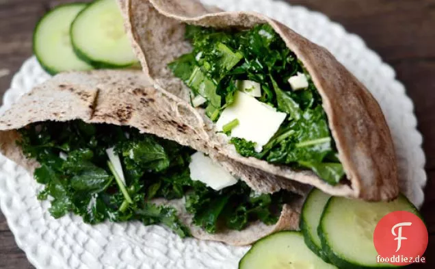 Vollkorn-Pita Mit Grünkohl & Asiago