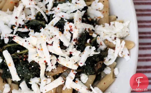 Grünkohl Und Ricotta Salata Vollkorn Penne