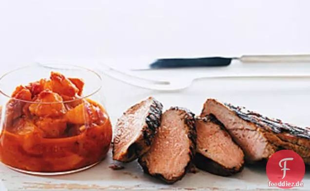 Gegrilltes Jerk Schweinefleisch mit Curry Pfirsich Relish