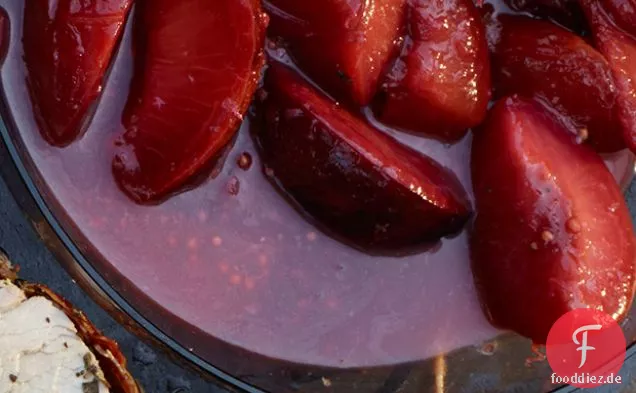 Pfirsich Melba mit gebrannter Karamellsauce
